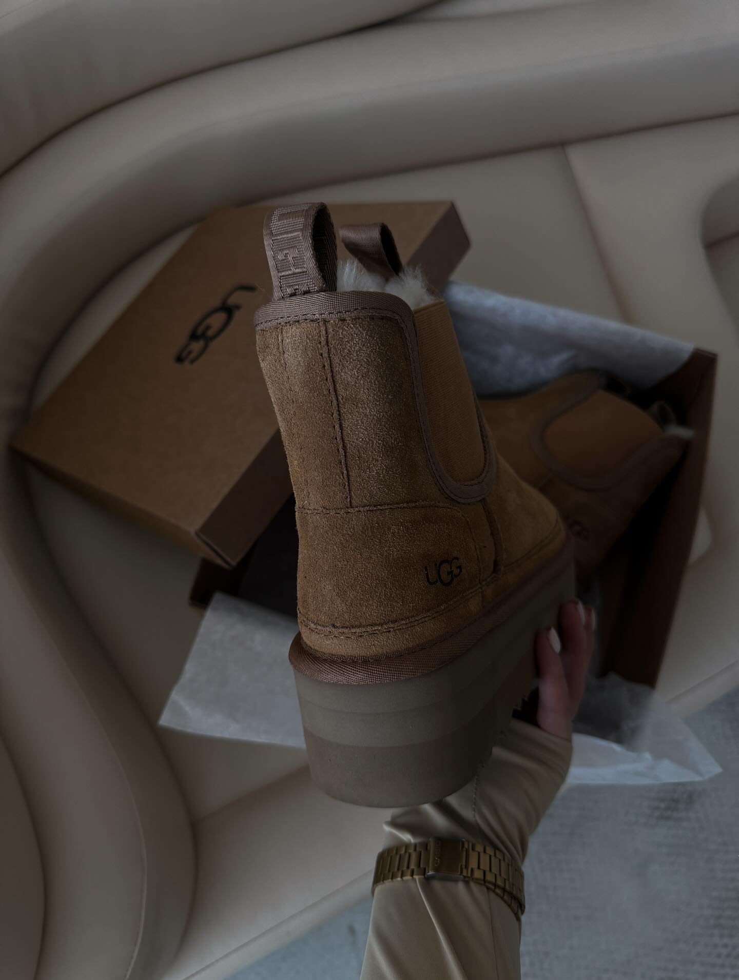 UGG Classic Chelsea Platform Boot