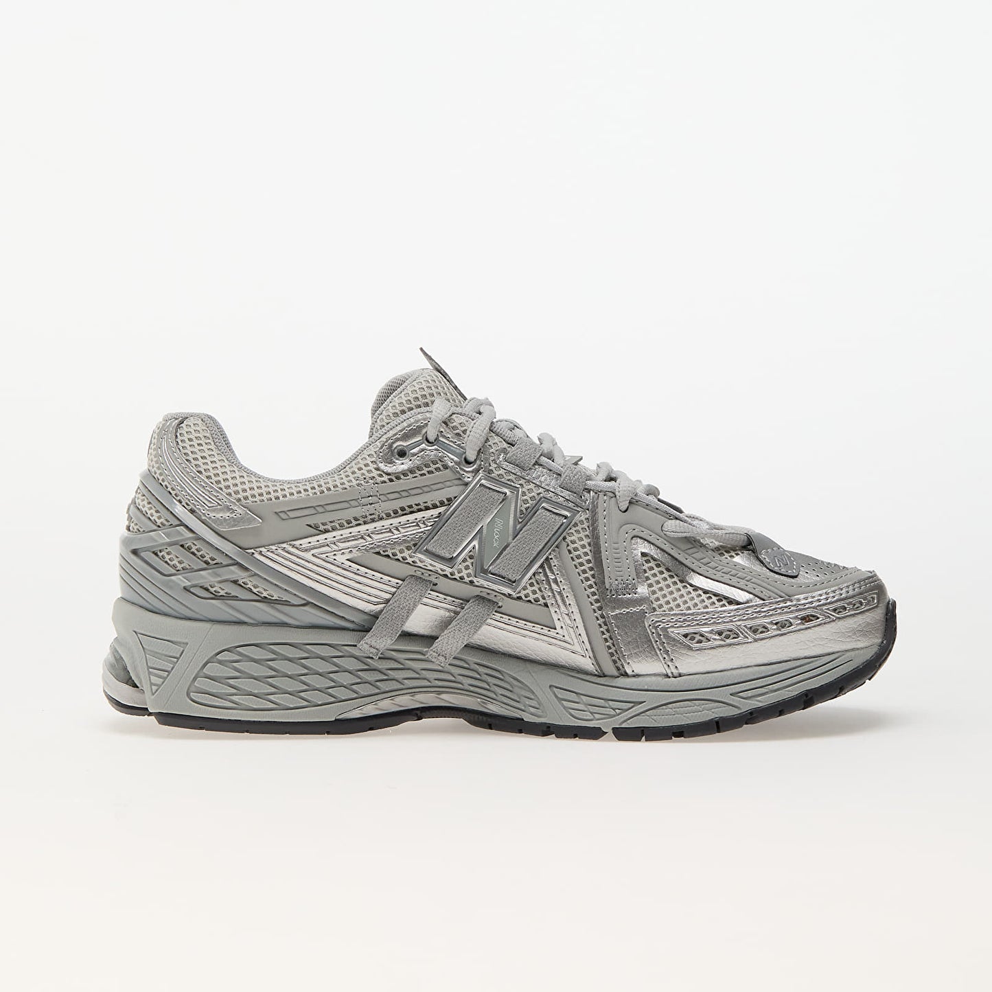 1906A New Balance Grey metalic 2025