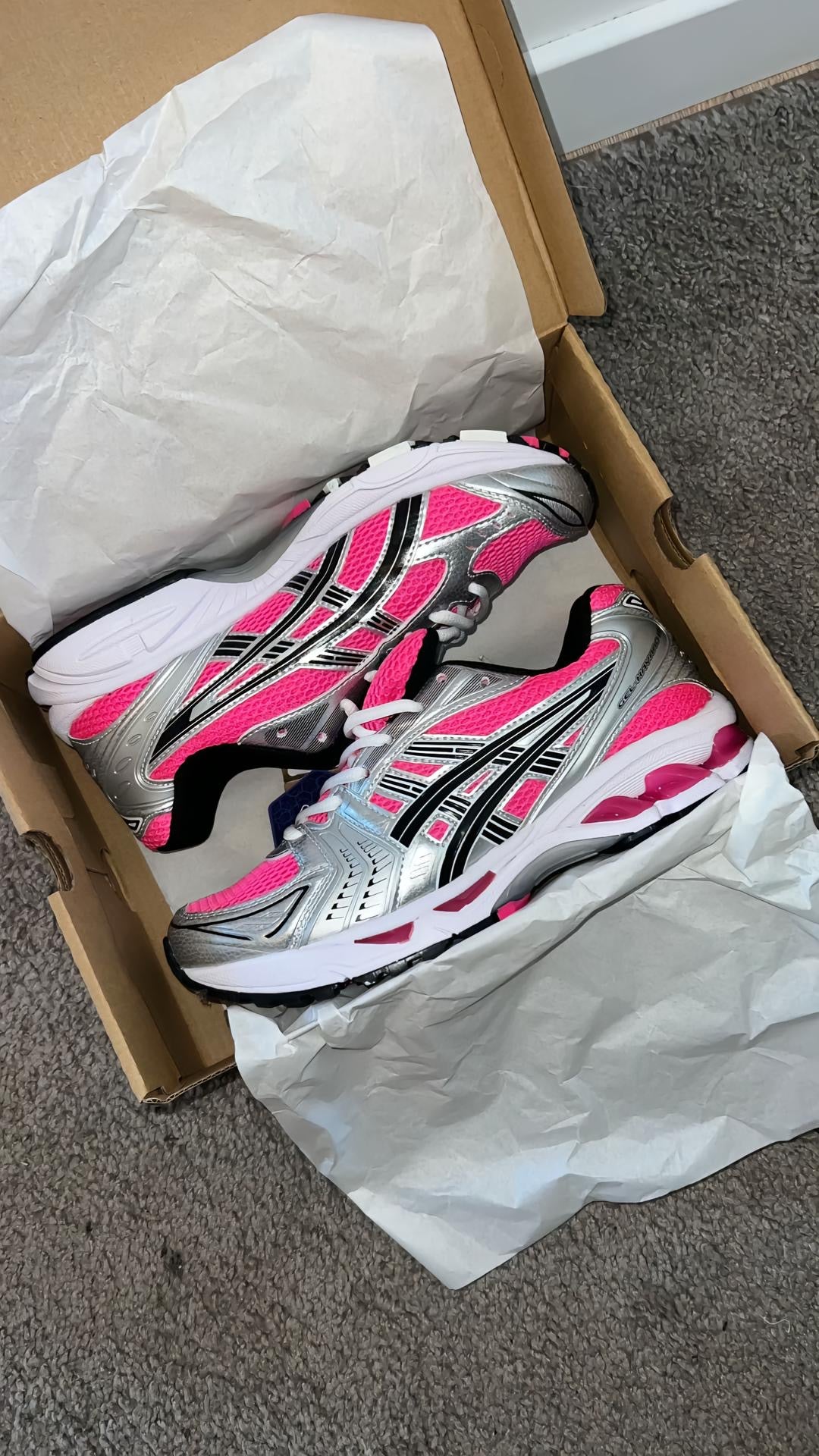 ASICS baskets Gel Kayano 14 pink glo